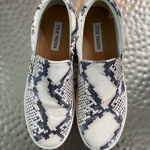 Steve Madden Reptile Slide